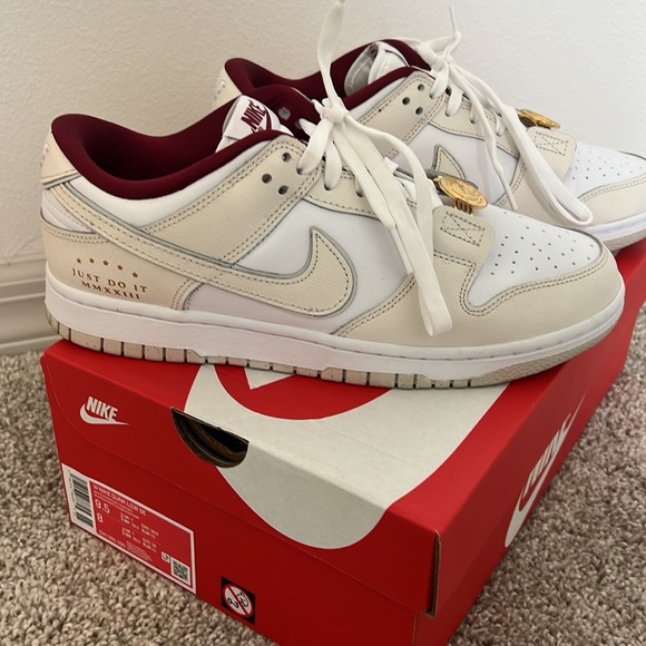 Nike Women’s Dunk Lows SE - Picture 2 of 9